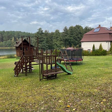 Domek Caloroczny Hawaje Nad Jeziorem Kazub Cieciorka المظهر الخارجي الصورة